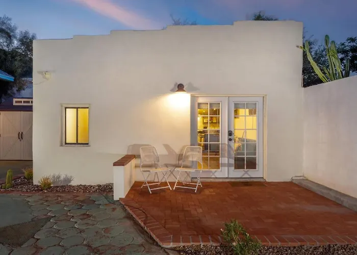 Holiday home 1 Min To 4th Ave & Congress, 1 Bedroom 1 Ba, Casita